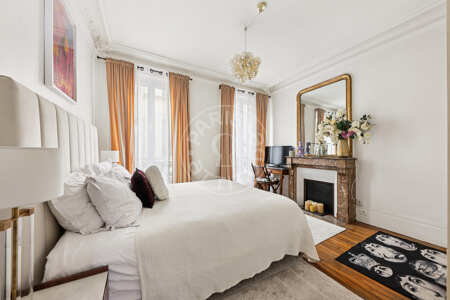 Bedroom Furnished apartment - 75m²  - 2 bedrooms - La Muette / Bois de Boulogne - Paris