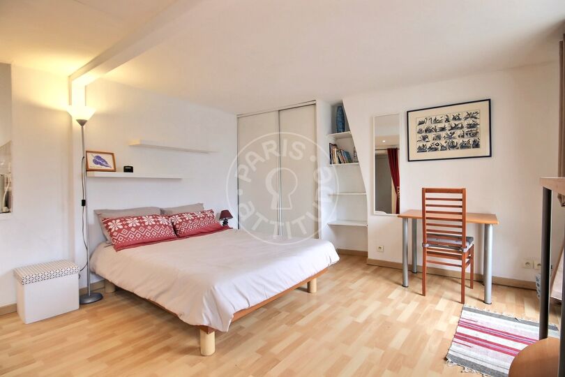 Quitinete mobiliado - Paris 75011 - 2111