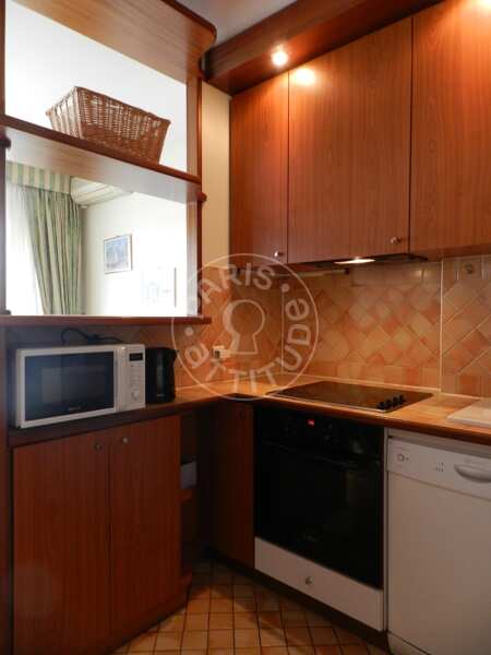 Kitchen Furnished apartment - 60m²  - 2 bedrooms - Arc de Triomphe - Paris