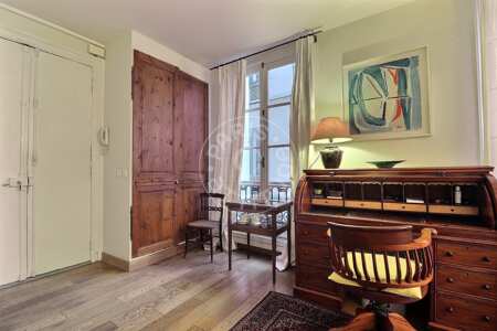 Entrada Piso amueblado - 70m²  - 1 dormitorio - Pyramides / Palais Royal - París