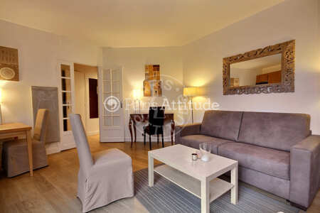 Living room Furnished apartment - 42m² - 1 bedroom - Porte Maillot / Palais des Congrès - Paris