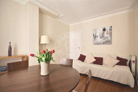 Salon Appartement meublé - 33m²  - 1 chambre - Oberkampf - Paris