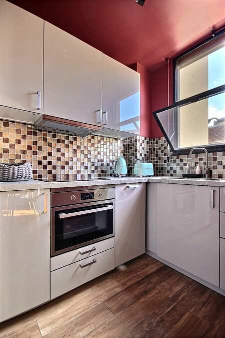 Cucina Mansardato arredato - 47m²  - Neuilly-sur-Seine