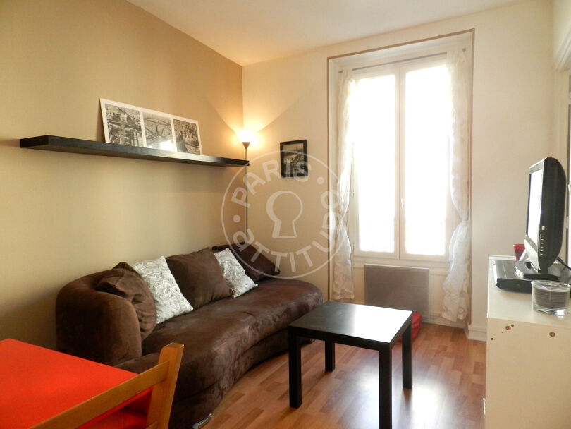 1 dormitorio amueblado - París 75010 - 2531