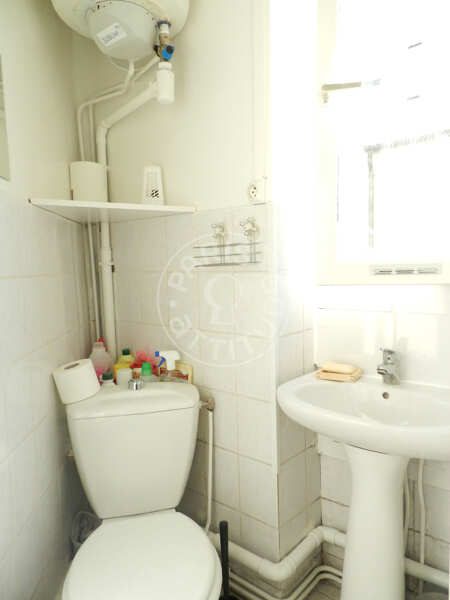 Baño Piso amueblado - 25m²  - 1 dormitorio - Buttes-Chaumont - París
