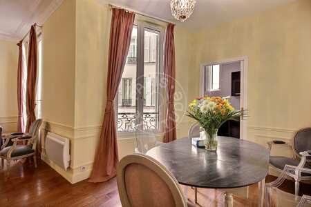 Dining room Furnished apartment - 44m²  - 1 bedroom - Champs-Elysées - Paris