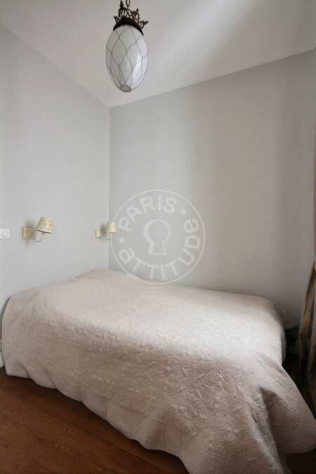 Bedroom Furnished apartment - 44m²  - 1 bedroom - Champs-Elysées - Paris