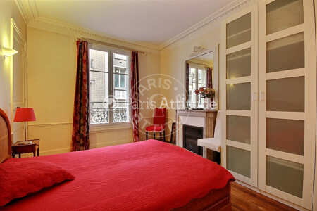 Bedroom Furnished apartment - 69m²  - 2 bedrooms - Tour Eiffel - Paris