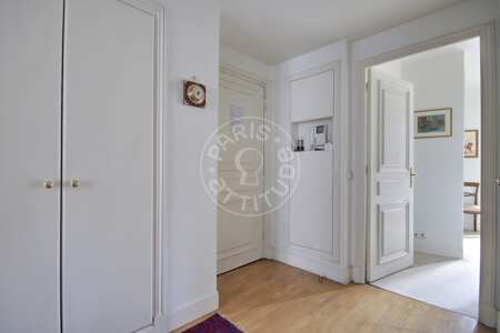 Entrée Appartement meublé - 58m²  - 1 chambre - Bourse - Paris