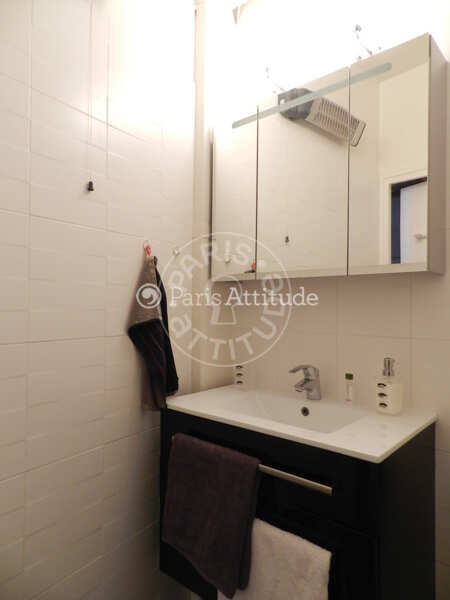 Casa de banho Apartamento mobilado - 50m²  - 1 quarto - Hôtel de Ville - Paris