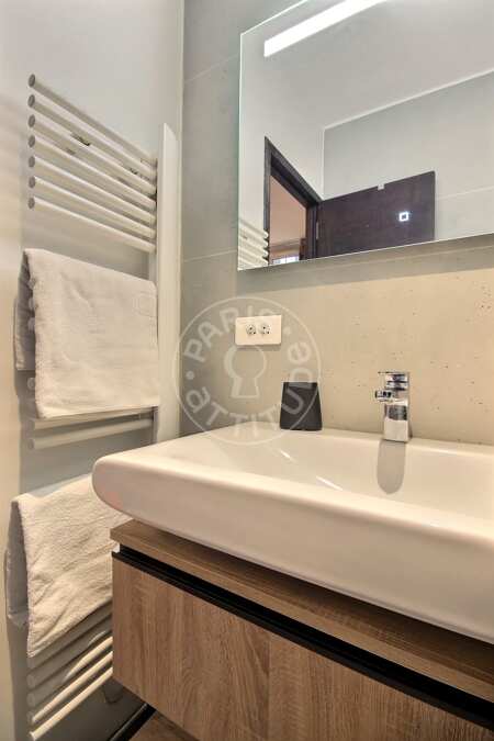 Casa de banho Quitinete mobilado - 25m²  - Montorgueil - Paris