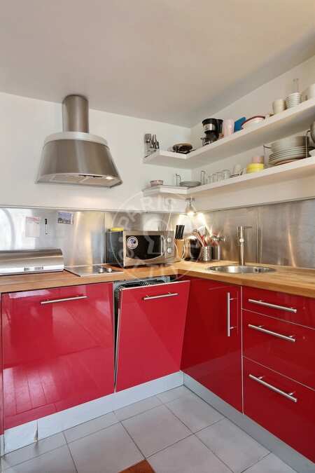 Kitchen Furnished apartment - 20m²  - 1 bedroom - Bourse - Paris