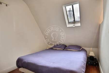 Bedroom Furnished apartment - 20m²  - 1 bedroom - Bourse - Paris