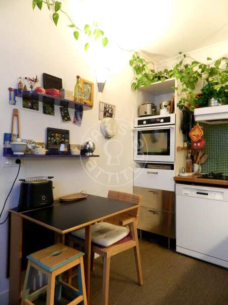 Cuisine Appartement meublé - 75m²  - 2 chambres - Montmartre / Place des Abbesses - Paris