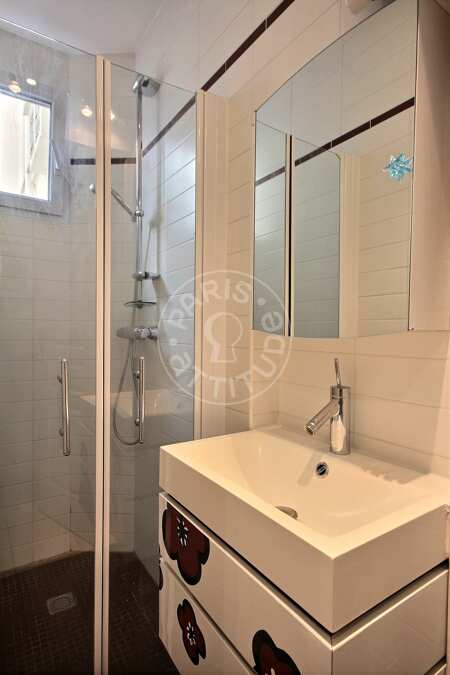 Salle de bain Studio alcove meublé - 25m²  - Oberkampf - Paris