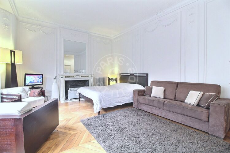 Salon - Studio meublé - Paris 75017 - 3108