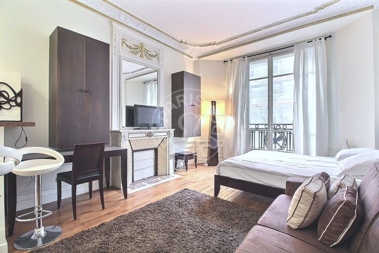 Salon - Studio meublé - Paris 75017 - 3109
