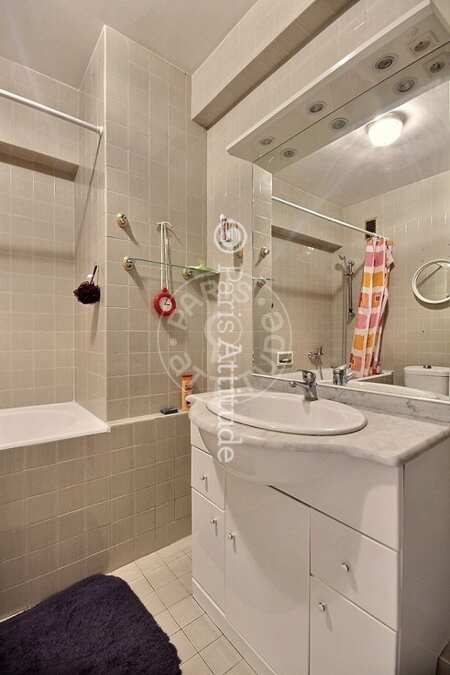 Casa de banho Apartamento mobilado - 55m²  - 1 quarto - Wagram - Paris