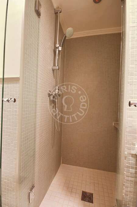 Bathroom Furnished apartment - 35m²  - 1 bedroom - Châtelet - Paris