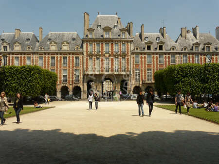 undefined Furnished studio - 17m²  - Place des Vosges - Paris