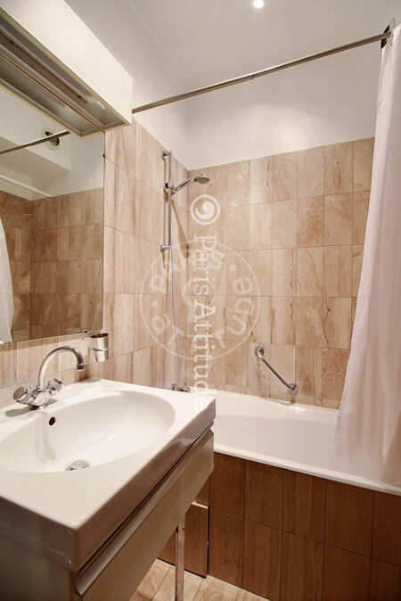 Casa de banho Apartamento mobilado - 44m²  - 1 quarto - Boulogne-Billancourt