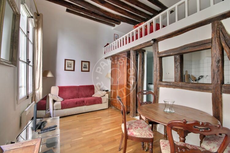 Salon - Studio meublé - Paris 75004 - 3350