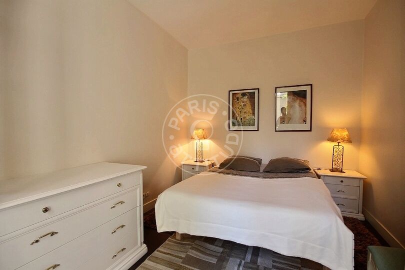 1 locale arredato - Parigi 75014 - 3368