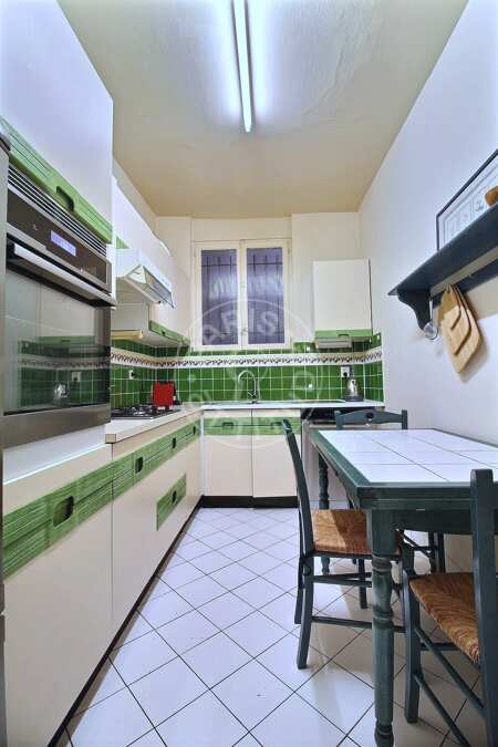 Küche Möblierte wohnung - 65m²  - 1 Zimmer - Notre-Dame de Lorette - Paris