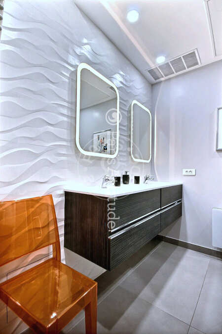 Bathroom Furnished apartment - 160m²  - 3 bedrooms - Temple - Paris