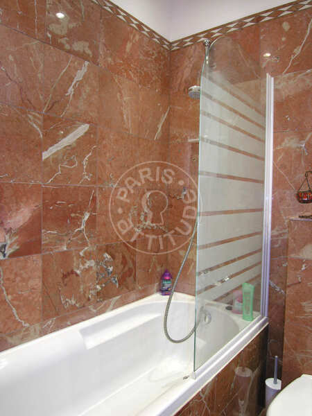 Bathroom Furnished apartment - 40m²  - 1 bedroom - Porte Maillot / Palais des Congrès - Paris