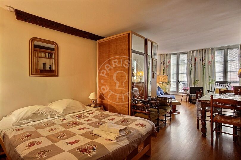 Estudio con alcoba amueblado - París 75004 - 3571