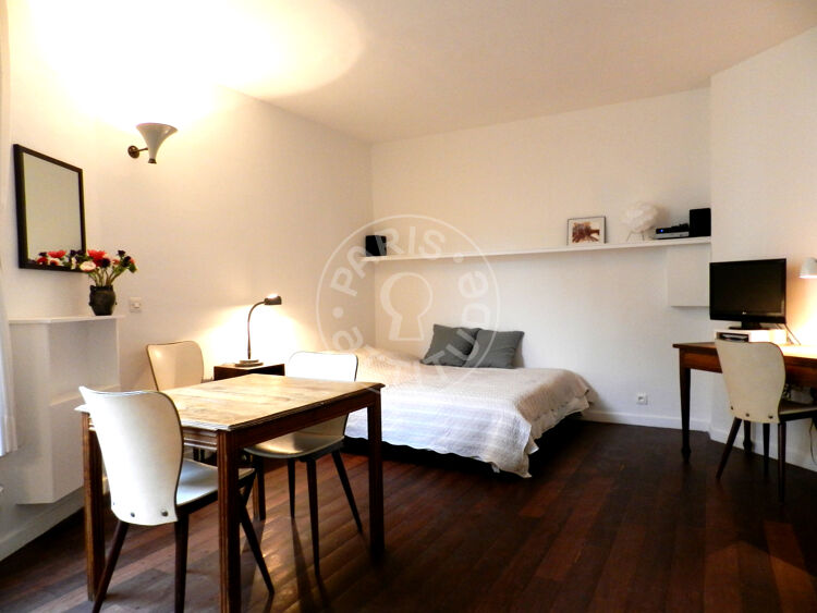 Salon - Studio meublé - Paris 75011 - 358