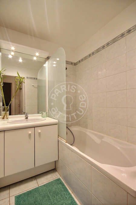 Bathroom Furnished studio alcove - 38m²  - Reuilly-Diderot - Paris