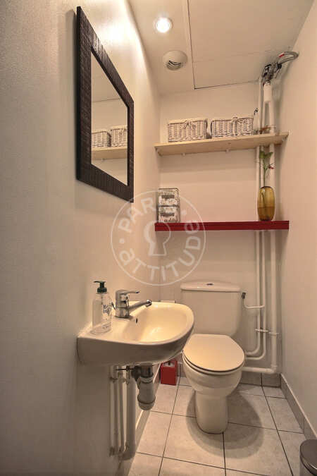 Toilet Furnished studio alcove - 38m²  - Reuilly-Diderot - Paris