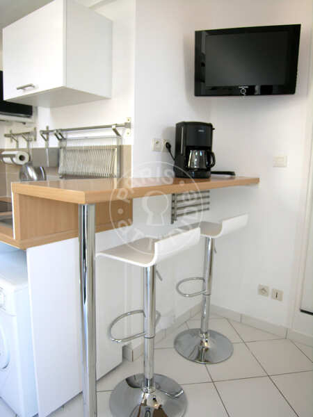 Dining room Furnished studio - 16m²  - Champs-Elysées - Paris