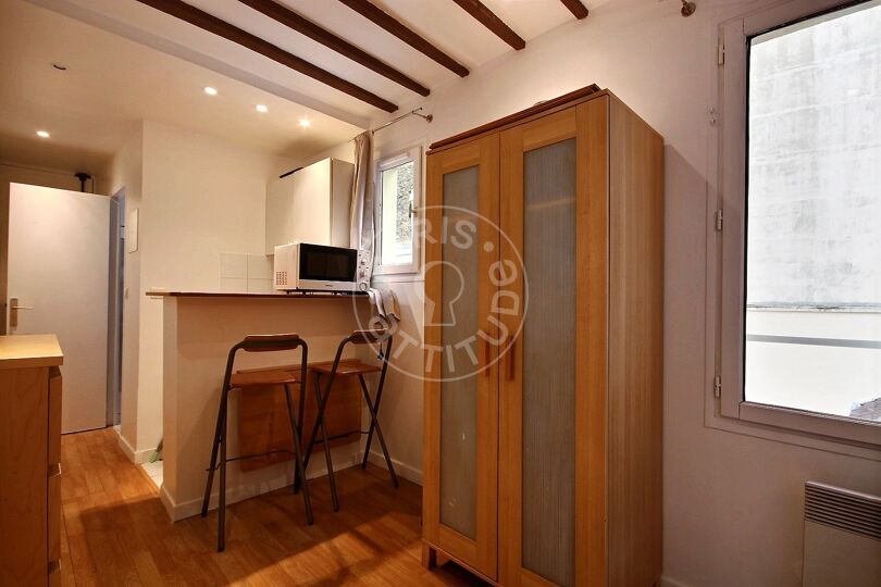 Quitinete mobiliado - Paris 75015 - 3704