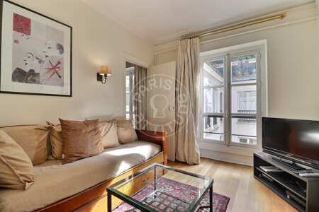 Salon Appartement meublé - 55m²  - 1 chambre - Madeleine - Paris