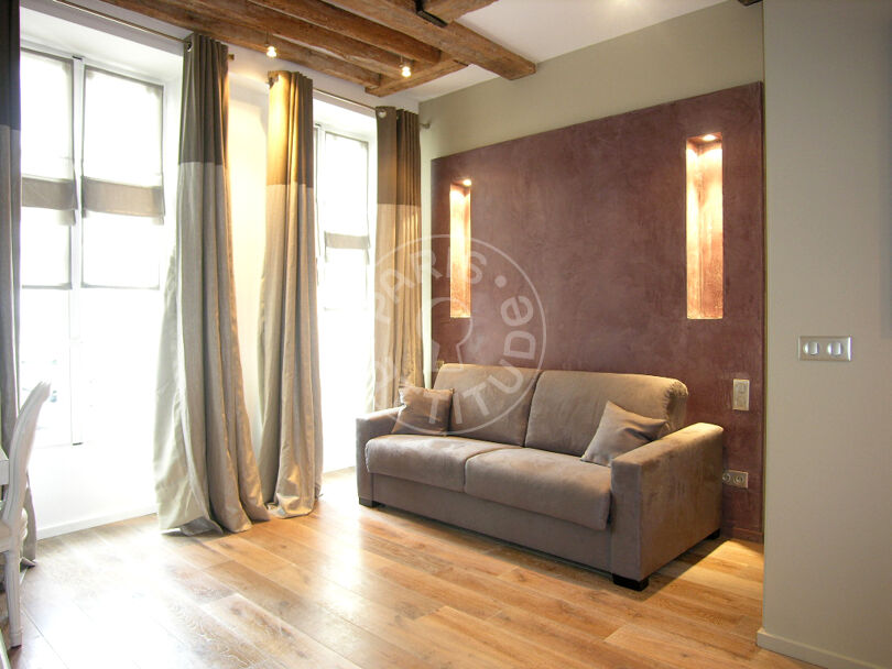 Quitinete mobiliado - Paris 75004 - 3808