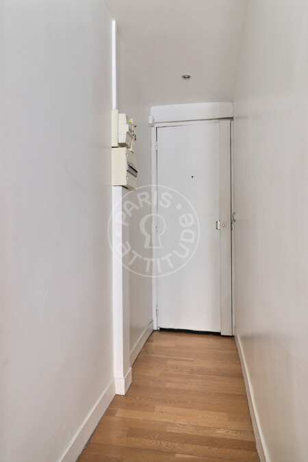 Entrance Furnished studio - 26m²  - Saint-Paul - Paris