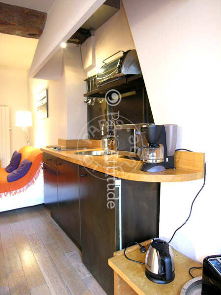 Cuisine Appartement meublé - 45m²  - 1 chambre - Ile Saint-Louis - Paris