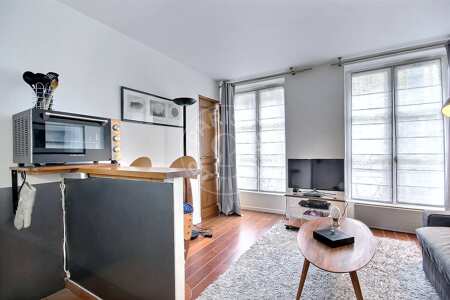 Living room Furnished apartment - 28m²  - 1 bedroom - Triangle d'Or - Paris