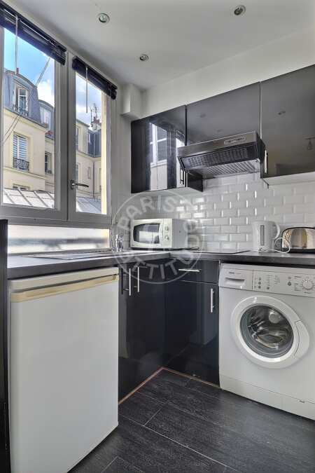 Kitchen Furnished studio - 20m²  - Saint-Paul - Paris