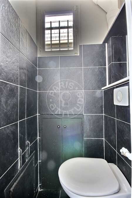 Toilet Furnished studio - 33m²  - Port Royal / Raspail - Paris