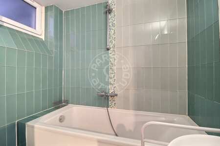 Baño Piso amueblado - 40m²  - 1 dormitorio - République - París