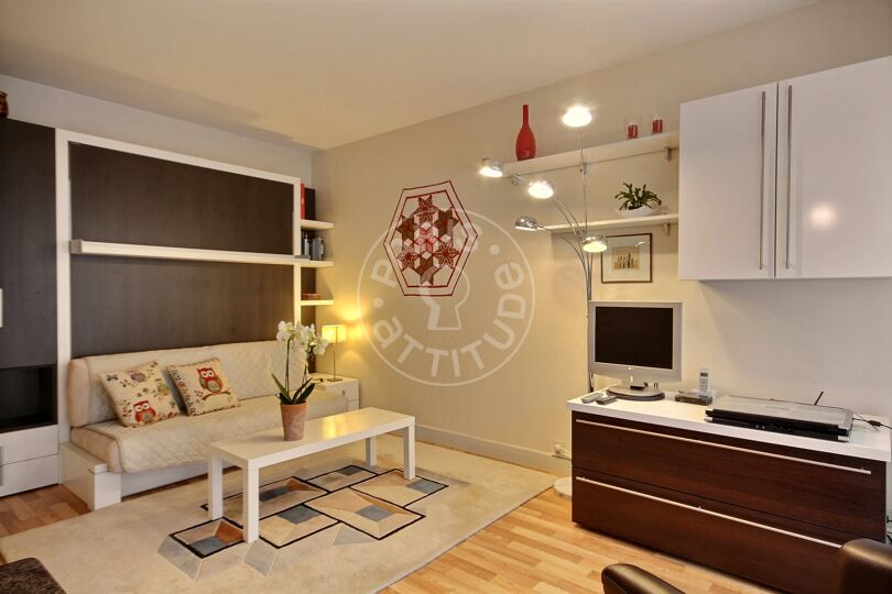 Furnished studio - Paris 75015 - 4251