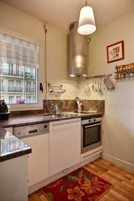Kitchen Furnished studio - 35m²  - Convention - Paris