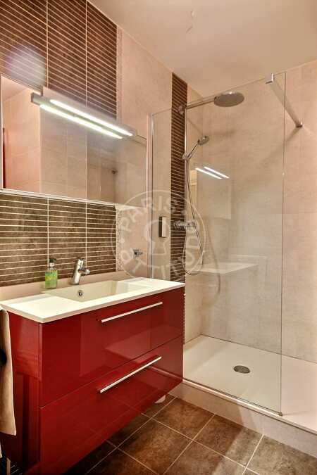 Bathroom Furnished studio - 35m²  - Convention - Paris