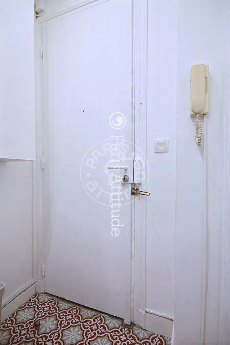 Entrance Furnished apartment - 37m²  - 1 bedroom - Batignolles - Paris
