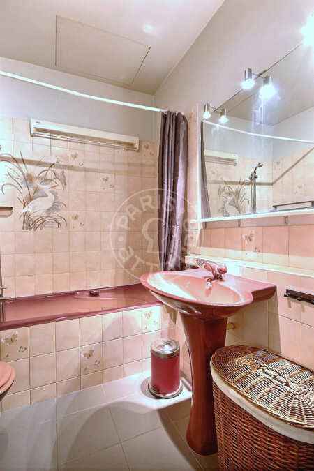 Baño Piso amueblado - 50m²  - 1 dormitorio - Poissonnière - París