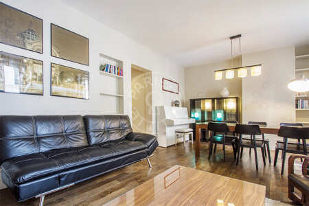 Wohnzimmer Möblierte wohnung - 75m²  - 2 Zimmer - Miromesnil - Paris